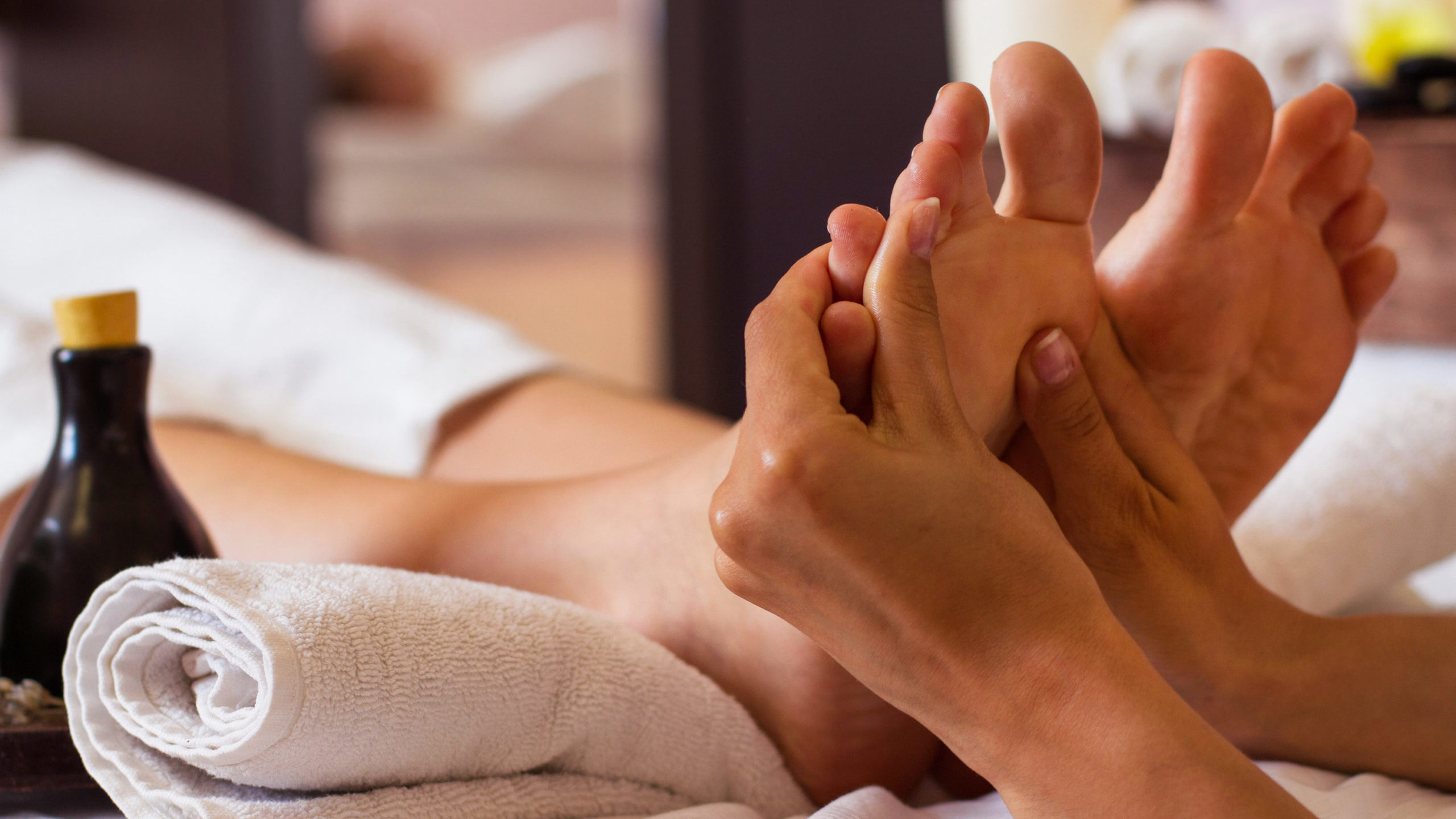 Massage pied-réflexologie plantaire